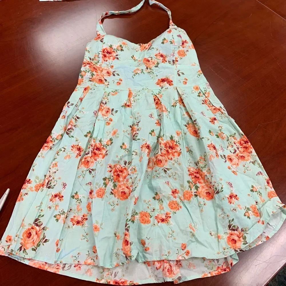 NOBO Mint Floral Molded Bodice Halter Swing Top sz 19 NWT